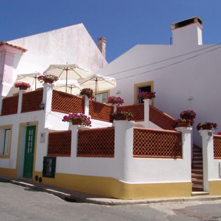 Casa Do Adro Da Igreja Turismo De Habitacao Hotel Vila Nova de Milfontes Exterior photo